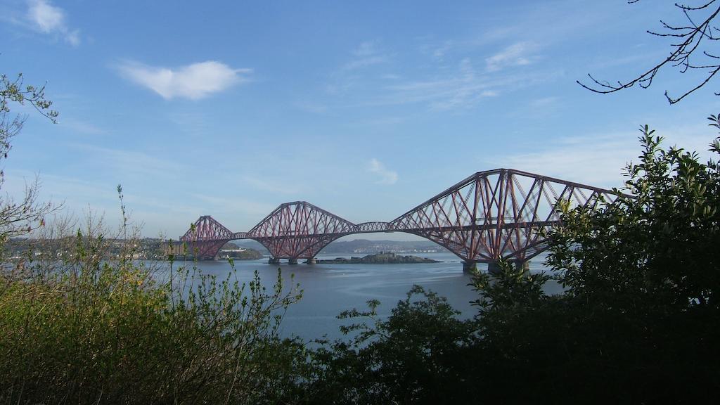 Crawsteps Apartment South Queensferry Стая снимка